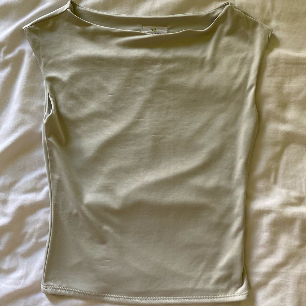 Fitted Elegant Cream Women's Top